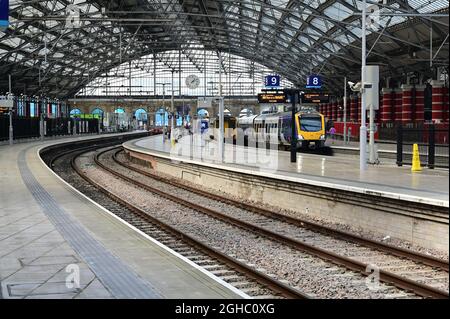 À l'intérieur de la gare de Liverpool Lime Street, le 12 septembre 2021 Banque D'Images