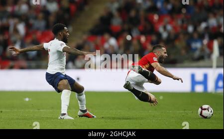 Danny Rose d'Angleterre s'attaque à Dani Carvajal d'Espagne lors du match de l'UEFA Nations League - League A - Group 4 au stade Wembley, Londres. Photo date 8 septembre 2018. Le crédit photo doit être lu : David Klein/Sportimage via PA Images Banque D'Images