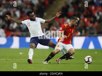 Danny Rose d'Angleterre s'attaque à Dani Carvajal d'Espagne lors du match de l'UEFA Nations League - League A - Group 4 au stade Wembley, Londres. Photo date 8 septembre 2018. Le crédit photo doit être lu : David Klein/Sportimage via PA Images Banque D'Images