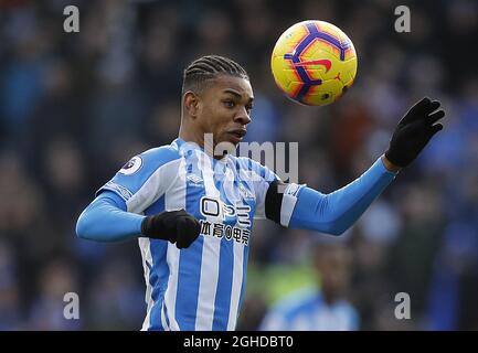 Juninho Bacuna de Huddersfield pendant le match de la Premier League au stade John Smith, Huddersfield. Date de la photo : 9 février 2019. Le crédit photo doit être lu : Darren Staples/Sportimage via PA Images Banque D'Images