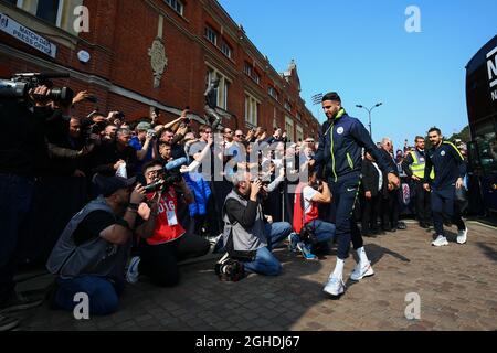 Riyad Mahrez, de Manchester City, arrive avant le match de la Premier League à Craven Cottage, Londres Date de la photo : 30 mars 2019 crédit photo à lire : Craig Mercer/Sportimage via PA Images Banque D'Images