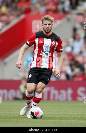 Stuart Armstrong de Southampton pendant le match d'avant-saison au stade St Mary's, Southampton. Date de la photo : 3 août 2019. Le crédit photo devrait se lire: David Klein/Sportimage Banque D'Images