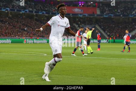 Tammy Abraham, de Chelsea, célèbre après avoir atteint le but d'ouverture lors du match de la Ligue des champions de l'UEFA au Stade Pierre Mauroy, Lille. Date de la photo : 2 octobre 2019. Le crédit photo doit se lire comme suit : Paul Terry/Sportimage via PA Images Banque D'Images