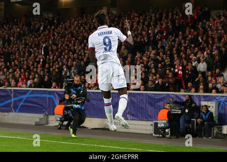 Tammy Abraham, de Chelsea, célèbre le but d'ouverture lors du match de l'UEFA Champions League au Stade Pierre Mauroy, Lille. Date de la photo : 2 octobre 2019. Le crédit photo doit se lire comme suit : Paul Terry/Sportimage via PA Images Banque D'Images