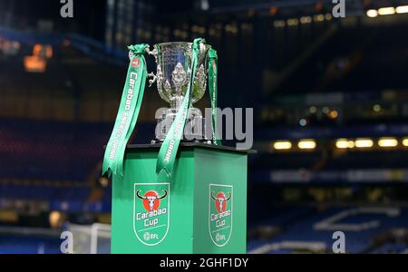 La Carabao Cup exposée avant le match de la Carabao Cup à Stamford Bridge, Londres. Date de la photo : 30 octobre 2019. Le crédit photo doit se lire comme suit : Paul Terry/Sportimage via PA Images Banque D'Images