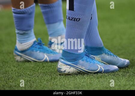 Jordan Lukaku, de la Nike Mercurial du Latium, s'associe aux mots le Roi Lion ( le Roi Lion ) lors du match de la série A à Giuseppe Meazza, à Milan. Date de la photo : 3 novembre 2019. Le crédit photo devrait se lire comme suit : Jonathan Moscrop/Sportimage Banque D'Images