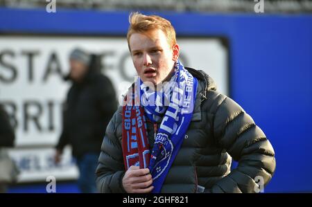 Les fans de Chelsea se rendent au stade avant le début du match de la Premier League à Stamford Bridge, Londres. Date de la photo : 30 novembre 2019. Le crédit photo doit être lu : Robin Parker/Sportimage via PA Images Banque D'Images