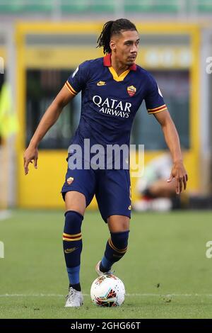 EN TANT QUE défenseur anglais de Roma Chris Smalling pendant la série A match à Giuseppe Meazza, Milan. Date de la photo : 28 juin 2020. Le crédit photo doit être lu : Jonathan Moscrop/Sportimage via PA Images Banque D'Images