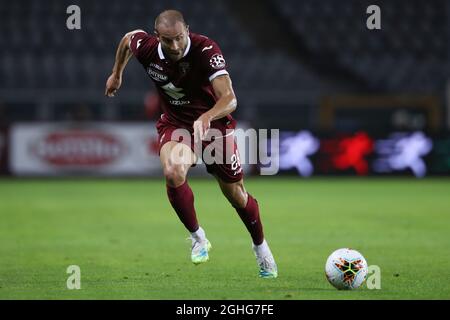 Le défenseur italien Lorenzo de Silvestri du FC Torino suit le bal lors du match de la série A au Stadio Grande Torino, à Turin. Date de la photo : 8 juillet 2020. Le crédit photo doit être lu : Jonathan Moscrop/Sportimage via PA Images Banque D'Images