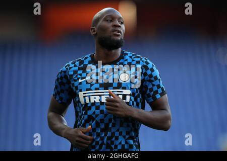 Joueur belge Romelu Lukaku d'Internazionale pendant l'échauffement avant la série A match à Luigi Ferraris, Gênes. Date de la photo : 25 juillet 2020. Le crédit photo doit être lu : Jonathan Moscrop/Sportimage via PA Images Banque D'Images