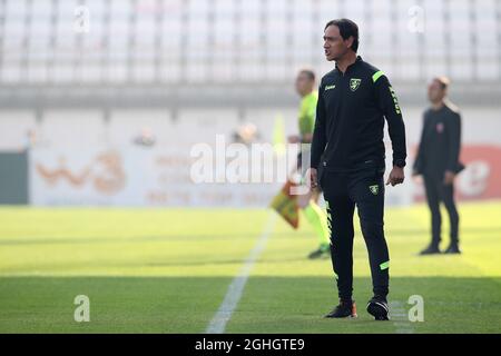 Alessandro Nesta entraîneur en chef de Frosinone Calcioreactes pendant le match de la série B au Stadio Brianteo, Monza. Date de la photo : 7 novembre 2020. Le crédit photo doit être lu : Jonathan Moscrop/Sportimage via PA Images Banque D'Images