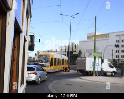 Lisbonne, Portugal. 6 septembre 2021. (INT) Tourisme à Lisbonne. 6 septembre 2021, Lisbonne, Portugal: Circulation des personnes à Lisbonne, capitale du Portugal, lundi (6), pendant l'été européen et au milieu de la pandémie du coronavirus. (Credit image: © Edson de Souza/TheNEWS2 via ZUMA Press Wire) Banque D'Images