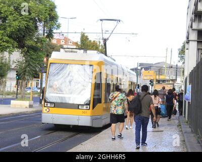 Lisbonne, Portugal. 6 septembre 2021. (INT) Tourisme à Lisbonne. 6 septembre 2021, Lisbonne, Portugal: Circulation des personnes à Lisbonne, capitale du Portugal, lundi (6), pendant l'été européen et au milieu de la pandémie du coronavirus. (Credit image: © Edson de Souza/TheNEWS2 via ZUMA Press Wire) Banque D'Images