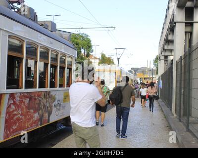 Lisbonne, Portugal. 6 septembre 2021. (INT) Tourisme à Lisbonne. 6 septembre 2021, Lisbonne, Portugal: Circulation des personnes à Lisbonne, capitale du Portugal, lundi (6), pendant l'été européen et au milieu de la pandémie du coronavirus. (Credit image: © Edson de Souza/TheNEWS2 via ZUMA Press Wire) Banque D'Images