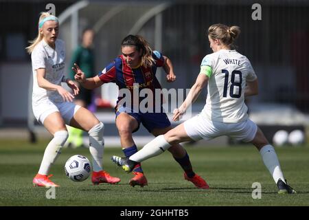 Mariona Caldentey, du FC Barcelone, prend Chloe Kelly et Caroline Weir, de Manchester City, lors du match de la Ligue des champions des femmes de l'UEFA au Stadio Brianteo, Monza. Date de la photo: 24 mars 2021. Le crédit photo doit être lu : Jonathan Moscrop/Sportimage via PA Images Banque D'Images