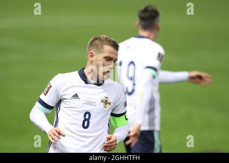 Steven Davis, d'Irlande du Nord, lors du match de qualification de la coupe du monde de la Fifa au Stadio Ennio Tardini, à Parme. Date de la photo : 25 mars 2021. Le crédit photo doit être lu : Jonathan Moscrop/Sportimage via PA Images Banque D'Images