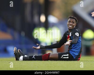 Liverpool, Royaume-Uni, 5 avril 2021. Wilfried Zaha de Crystal Palace réagit lors du match de la Premier League à Goodison Park, Liverpool. Date de la photo : 5 avril 2021. Le crédit photo doit être lu : Darren Staples/Sportimage via PA Images Banque D'Images