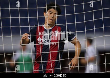 Bologne, Italie, le 23 mai 2021. Takehiro Tomiyasu du FC de Bologne réagit lors de la série Un match à Renato Dall'Ara, Bologne. Le crédit photo doit être lu : Jonathan Moscrop / Sportimage via PA Images Banque D'Images