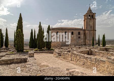 Alcala la Real, Espagne. 23 août 2021. L'église de la Grande Abbaye a été érigée dans la forteresse de la Mota pour l'abbaye du Conseil Royal. Banque D'Images