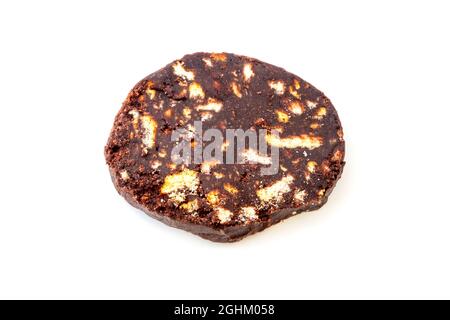 Tranche de salami au chocolat sur fond blanc Banque D'Images
