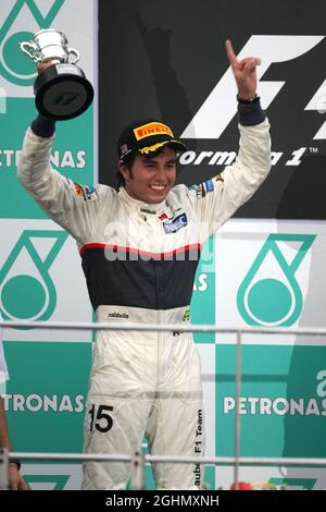 Sergio Perez (MEX), Sauber F1 Team 25.03.2012. Championnat du monde de Formule 1, Rd 2, Grand Prix de Malaisie, Sepang, Malaisie, Dimanche Podium Banque D'Images