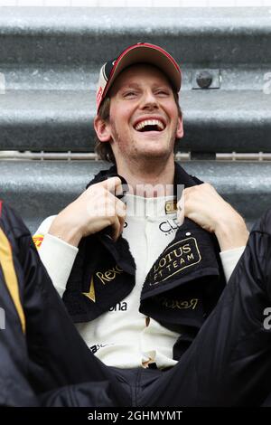 Romain Grosjean (FRA) Lotus F1 Team sur la grille. Courses automobiles - Championnat du monde de Formule 1 - Grand Prix de Bahreïn - Journée de la course - Sakhir, Bahreïn Banque D'Images