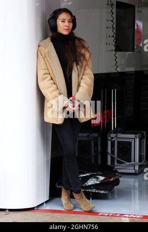 Jessica Michibata (JPN), petite amie de Jenson Button (GBR) McLaren. 21.02.2013. Test de Formule 1, troisième jour, Barcelone, Espagne. Banque D'Images