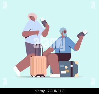 couple de grands-parents de touristes âgés avec bagages portant un passeport et des billets prêts à embarquer à l'aéroport Illustration de Vecteur