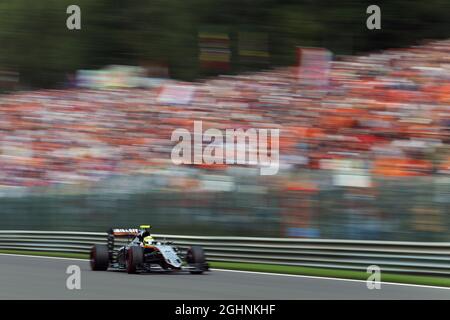 Sergio Perez (MEX) Sahara Force Inde F1 VJM09. Grand Prix de Belgique, dimanche 28 août 2016. Spa-Francorchamps, Belgique. 28.08.2016. Formula 1 World Championship, Rd 13, Grand Prix de Belgique, Spa Francorchamps, Belgique, Jour de la course. Le crédit photo doit être lu : images XPB/Press Association. Banque D'Images