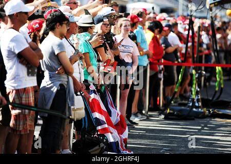 Atmosphère du circuit - ventilateurs dans la voie de la fosse. 19.07.2018. Championnat du monde de Formule 1, Rd 11, Grand Prix d'Allemagne, Hockenheim, Allemagne, Journée de préparation. Le crédit photo doit être lu : images XPB/Press Association. Banque D'Images