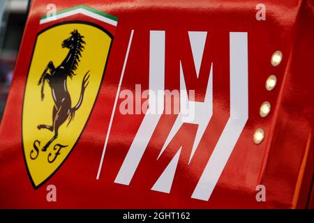 Logo Ferrari. 21.02.2019. Test de Formule 1, quatrième jour, Barcelone, Espagne. Jeudi. Le crédit photo doit être lu : images XPB/Press Association. Banque D'Images