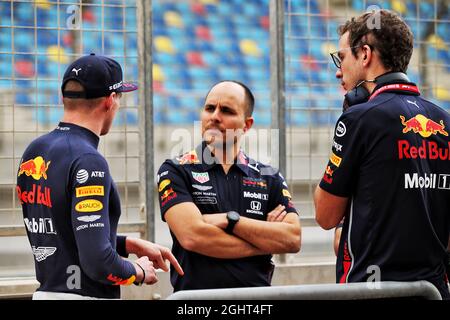 Max Verstappen (NLD) Red Bull Racing avec Gianpiero Lambiase (ITA) Red Bull Racing Engineer. 02.04.2019. Test de Formule un, Sakhir, Bahreïn, Tueday. Le crédit photo doit être lu : images XPB/Press Association. Banque D'Images