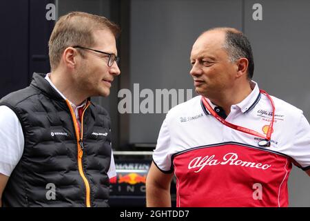 (De gauche à droite) : Andreas Seidl, directeur général de McLaren, Frederic Vasseur (FRA) Alfa Romeo Racing Team principal. 27.07.2019. Championnat du monde de Formule 1, Rd 11, Grand Prix d'Allemagne, Hockenheim, Allemagne, Jour de qualification. Le crédit photo doit être lu : images XPB/Press Association. Banque D'Images