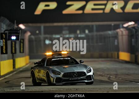La voiture de sécurité FIA. 22.09.2019. Formula 1 World Championship, Rd 15, Grand Prix de Singapour, Marina Bay Street circuit, Singapour, Race Day. Le crédit photo doit être lu : images XPB/Press Association. Banque D'Images