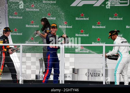 GP F1 de Grande-Bretagne : Norris et Hamilton sur le podium de leur course  nationale, derrière l'imbattable Verstappen… Revivez la course avec nous…