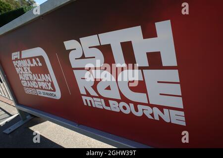 Ambiance de paddock - bannière. 10.03.2020. Championnat du monde de Formule 1, Rd 1, Grand Prix d'Australie, Albert Park, Melbourne, Australie, jour de préparation. Le crédit photo doit être lu : images XPB/Press Association. Banque D'Images