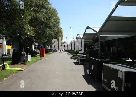 Atmosphère de paddock - préparations. 10.03.2020. Championnat du monde de Formule 1, Rd 1, Grand Prix d'Australie, Albert Park, Melbourne, Australie, jour de préparation. Le crédit photo doit être lu : images XPB/Press Association. Banque D'Images