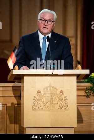 Stockholm, Suède. 07septembre 2021. Le président fédéral Frank-Walter Steinmeier prononce un discours en présence du roi de Suède au Parlement suédois. Le président Steinmeier et sa femme sont en visite d'État de trois jours en Suède à l'invitation du couple royal suédois. Credit: Bernd von Jutrczenka/dpa/Alamy Live News Banque D'Images