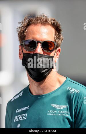 Sebastian Vettel (GER) Aston Martin F1 Team. 06.05.2021. Championnat du monde de Formule 1, Rd 4, Grand Prix d'Espagne, Barcelone, Espagne, Journée de préparation. Le crédit photo doit être lu : images XPB/Press Association. Banque D'Images