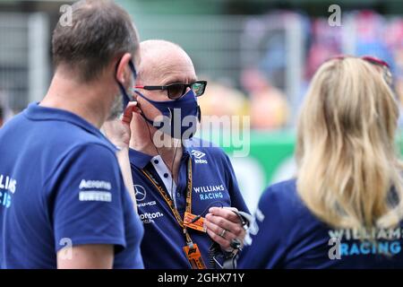 Simon Roberts (GBR) Williams Racing F1 Team principal sur la grille. 09.05.2021. Championnat du monde de Formule 1, Rd 4, Grand Prix d'Espagne, Barcelone, Espagne, Jour de la course. Le crédit photo doit être lu : images XPB/Press Association. Banque D'Images