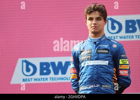 Troisième place Lando Norris (GBR) McLaren sur le podium. 04.07.2021. Championnat du monde de Formule 1, Rd 9, Grand Prix d'Autriche, Spielberg, Autriche, Jour de la course. Le crédit photo doit être lu : images XPB/Press Association. Banque D'Images