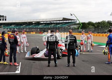 Pilotes au lancement de la voiture 2022. 15.07.2021. Championnat du monde de Formule 1, Rd 10, Grand Prix de Grande-Bretagne, Silverstone, Angleterre, Journée de préparation. Le crédit photo doit être lu : images XPB/Press Association. Banque D'Images