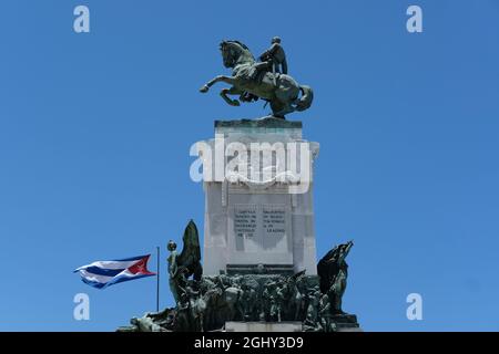 La statue d'Antonio Maceo sur le Malecon à la Havane, Cuba. Banque D'Images