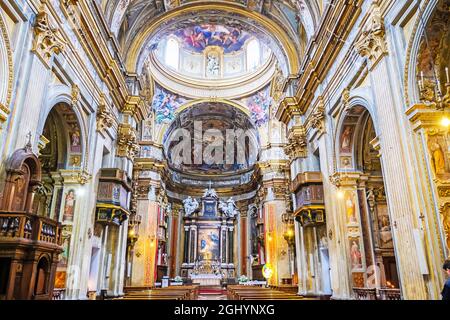 L'intérieur de Chiesa di San Filippo Neri à Pérouse Ombrie Italie Banque D'Images