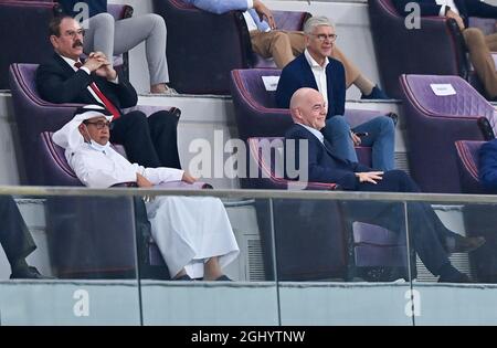 Doha, Qatar. 7 septembre 2021. Le président de la FIFA, Gianni Infantino (en bas à droite), regarde le match de qualification de la coupe du monde de la FIFA entre l'Iran et l'Irak à Doha, au Qatar, le 7 septembre 2021. Credit: Nikku/Xinhua/Alay Live News Banque D'Images