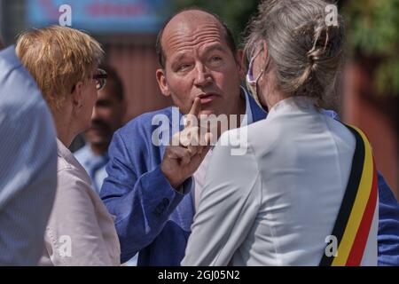 Bruxelles, Belgique - septembre 4. 2021. Inauguration de deux ponts sur le canal de Bruxelles. Il porte le nom de deux femmes : Loredana Marchi et Fatima Mernissi. Banque D'Images