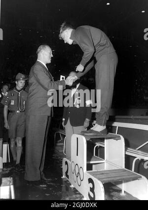 Torche Olympique Originale De Melbourne 1956 - Objet Collector Des Jeux Olympiques