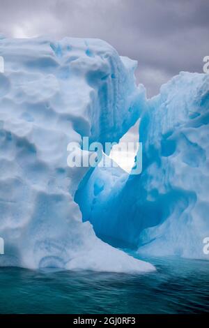 Antarctique, canal Lemaire, Iceberg dans le canal Lemaire Banque D'Images