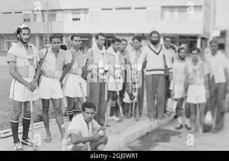 ÉQUIPE INDIENNE DE HOCKEY POUR LES JEUX OLYMPIQUES DE ROME 21 AOÛT 1960 Banque D'Images