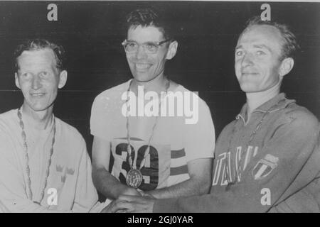 JEU OLYMPIQUE MARCHE SUR ROUTE 50KM THOMPSON LJUNGREN PAMICH SHAKE AAT FINI 7 SEPTEMBRE 1960 Banque D'Images